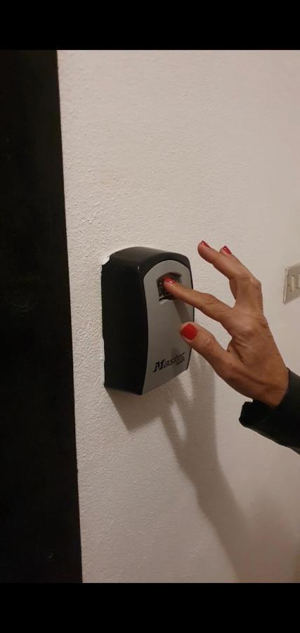 Piazza Martiri Rooms Cagliari Eksteriør billede